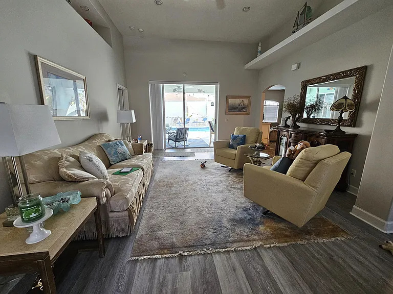 2720 SE Kern Rd — Photo 14