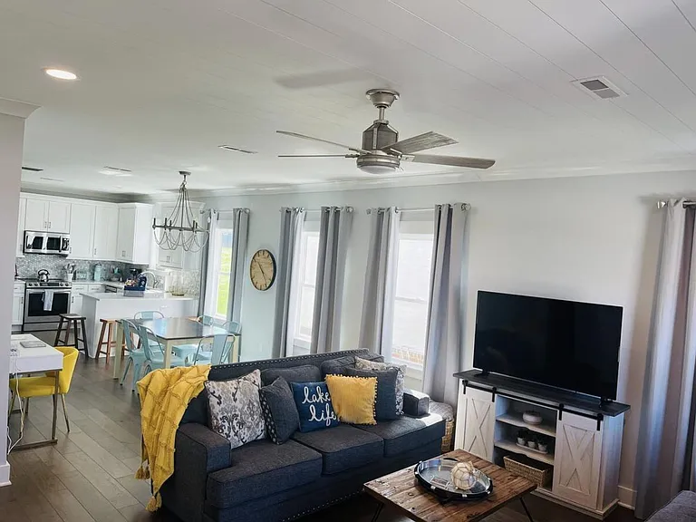 66 Suntan Ct — Photo 9