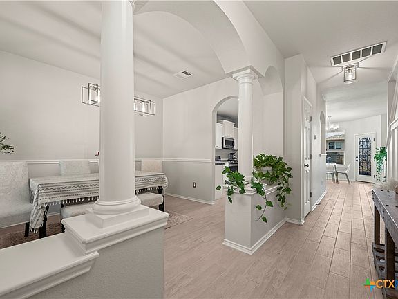 4th image of 4605 Lookout Mountain Ln