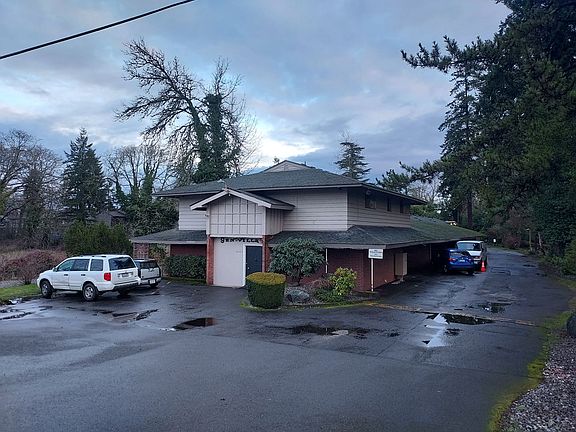 2nd image of 12413 Bridgeport Way SW APT 9