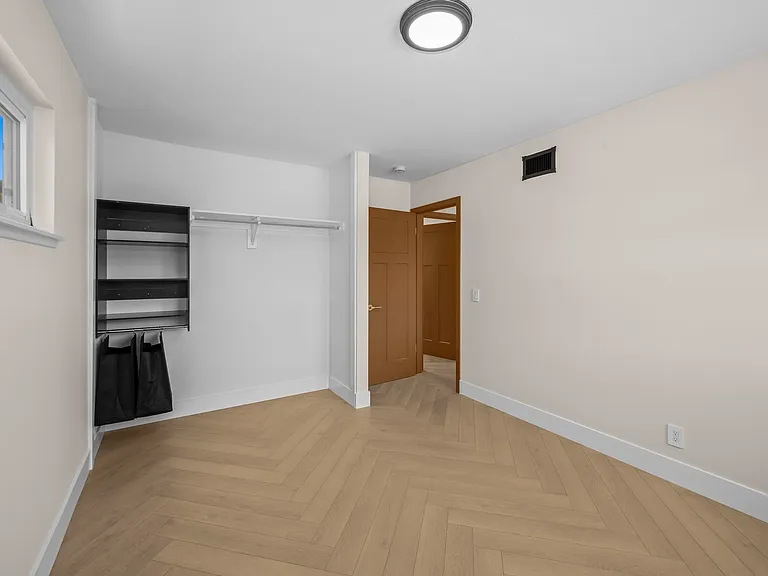 9433 Geranium Cir — Photo 27