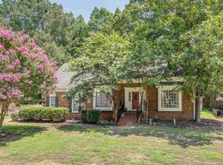 364 Locust Grove Dr, Cordova, TN 38018