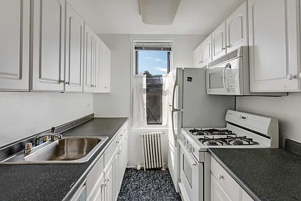 Sold by House-N-Key Realty | media 7