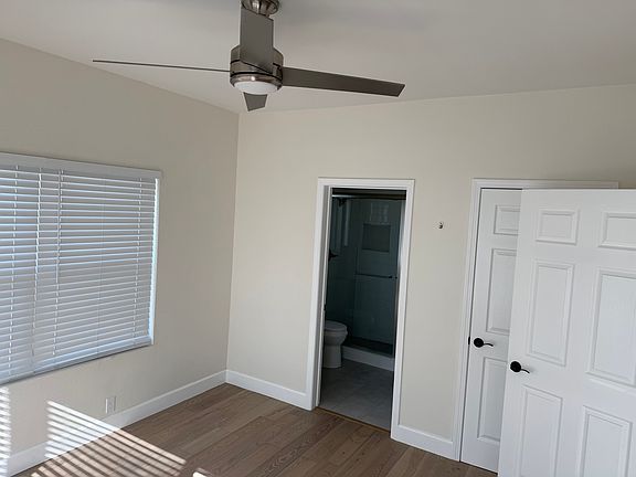 3rd image of 24 Rio Vista Ave APT C