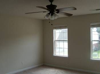 4th image of 7734 Wolf Hollow Dr
