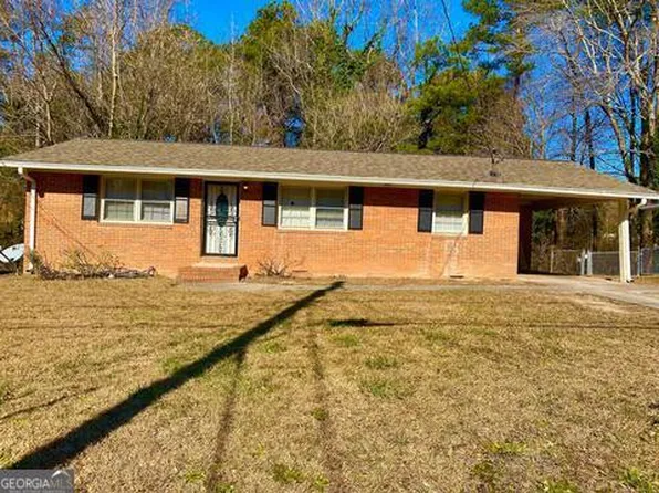 2739 Carriage Ln, Atlanta, GA 30349