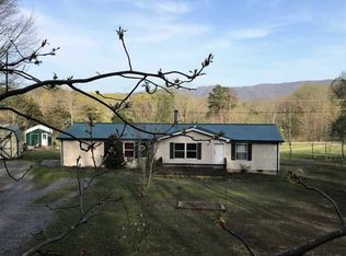 168 Texas Ave, Etowah, TN 37331