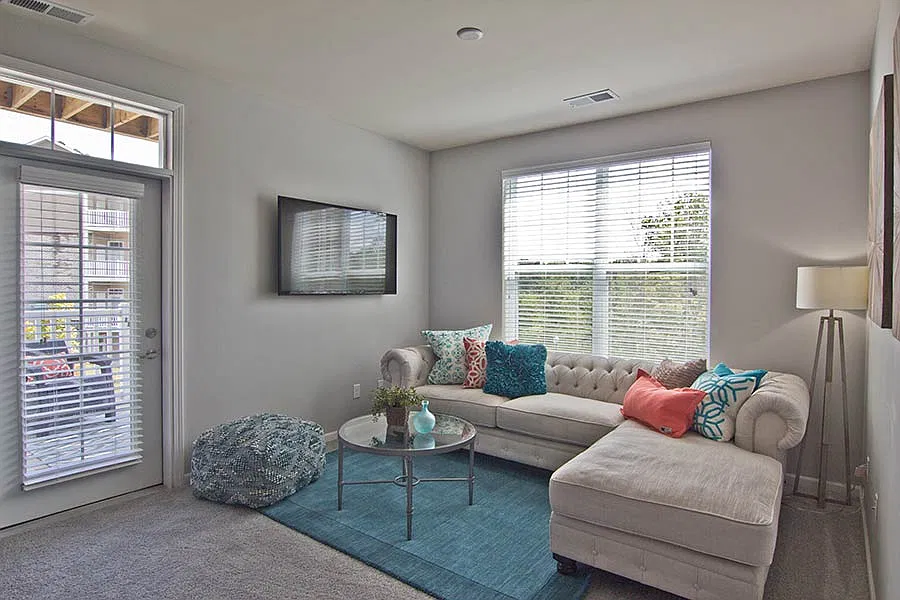 Overlook Apartments — Photo 4