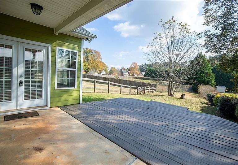 300 McKendree Ct — Photo 27