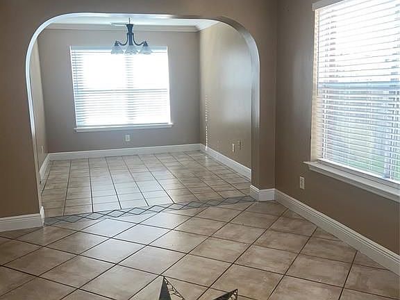 5th image of 8922 Iron Springs Dr