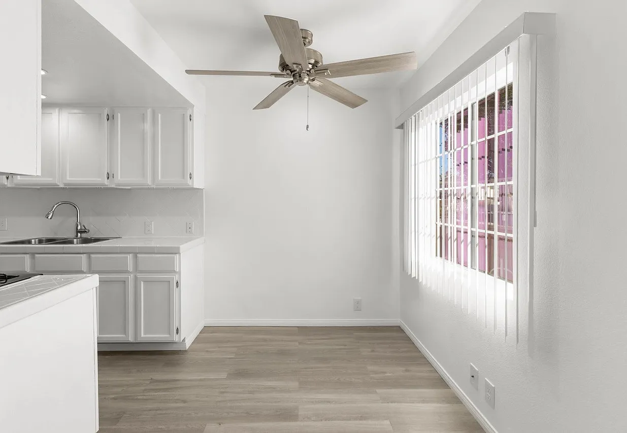 1 bed, 1.0 bath, $2,500 — Photo 2