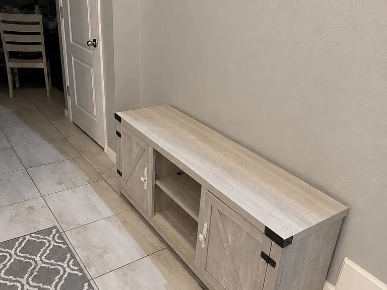 Entry (Furnished Option)