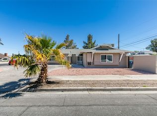 1900 E Oakey Blvd, Las Vegas, NV 89104