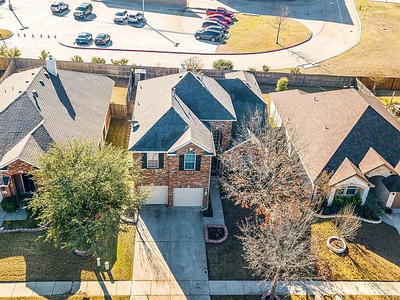 3rd image of 5601 Old Orchard Dr
