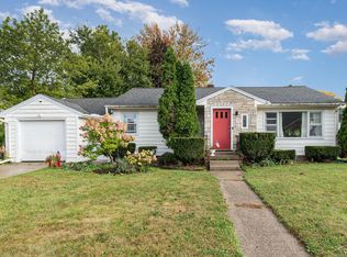 4 Chippewa Ct, Saginaw, MI 48602