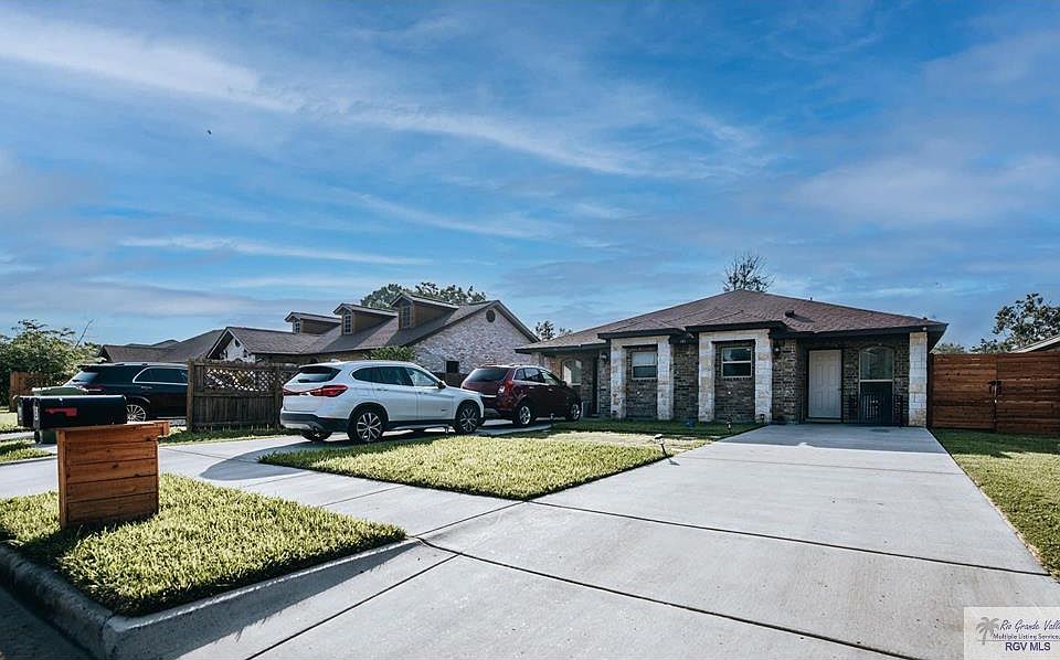 1st image of 141 Willacy Ave