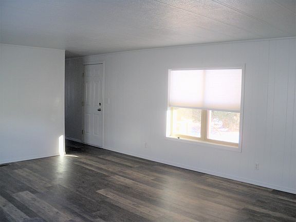 3rd image of 4214 Carlton Ave SW