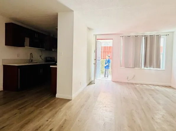 4848 Elmwood Ave APT 3, Los Angeles, CA 90004