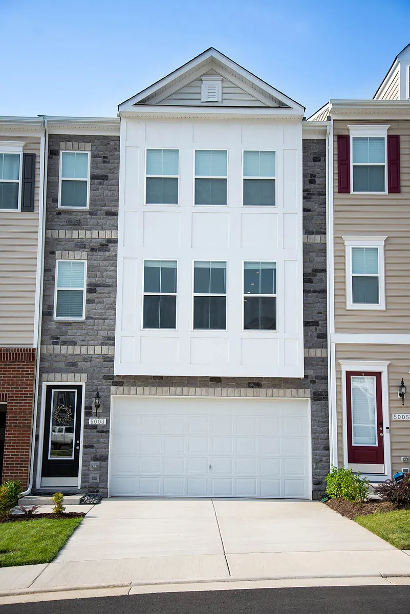 Building Photo - 5003 Little Martha Way