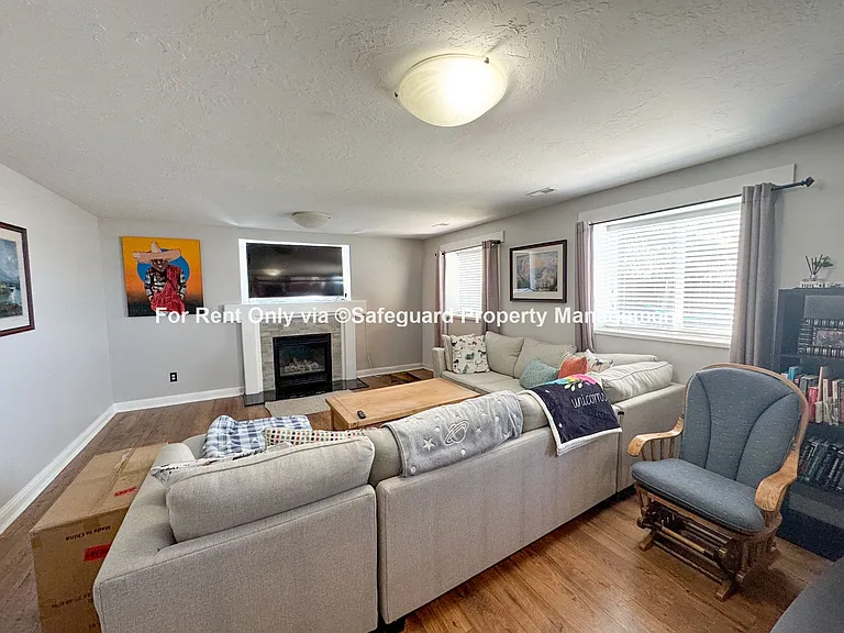 15052 S Manilla Dr — Photo 12