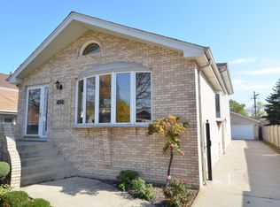 5829 S Sayre Ave, Chicago, IL