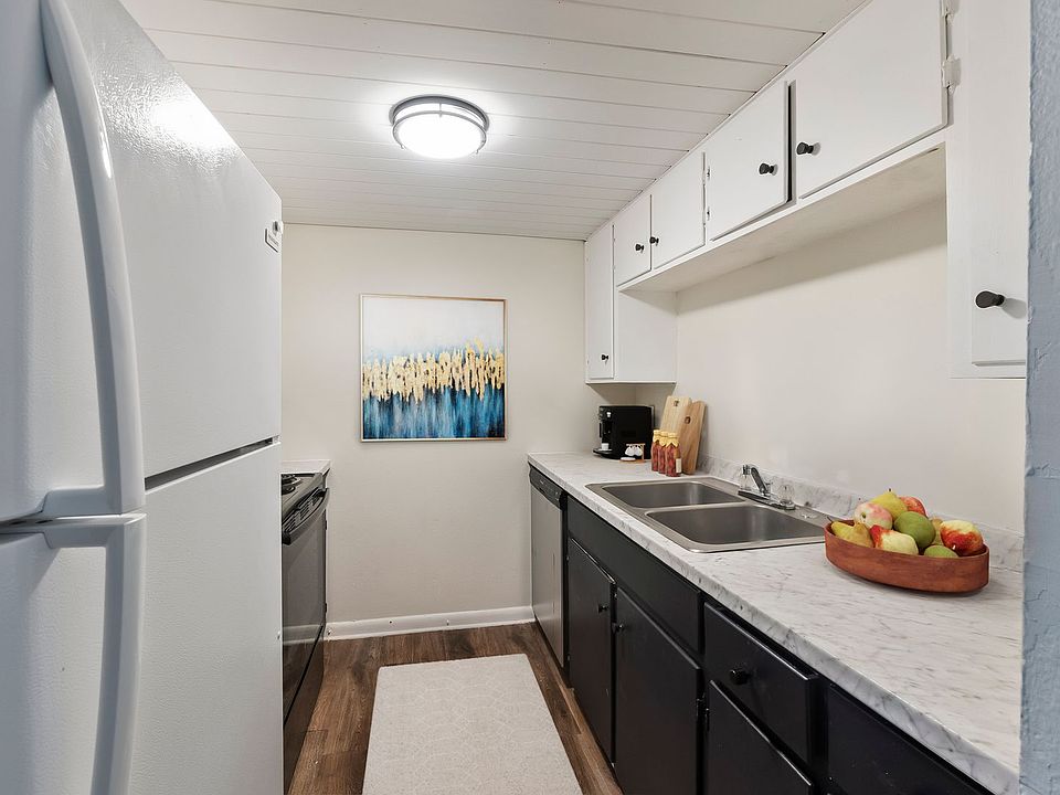 1st image of 4437 S Olive Br #2