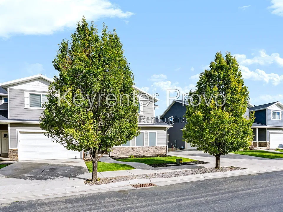 8044 N Clydesdale Dr