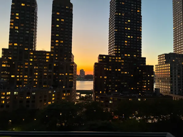 185 West End Avenue image 1 of 14