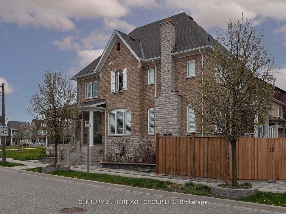 2nd image of 107 Lawrence Pilkington Ave