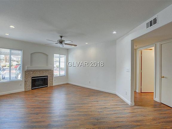 5th image of 4555 E Sahara Ave Unit 179