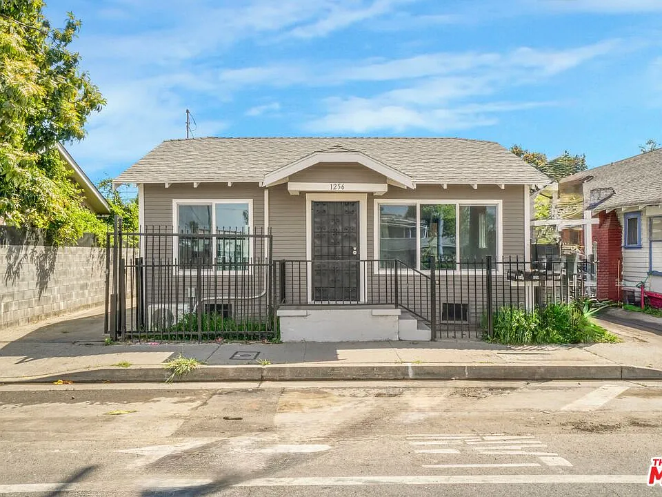 1256 Exposition Blvd