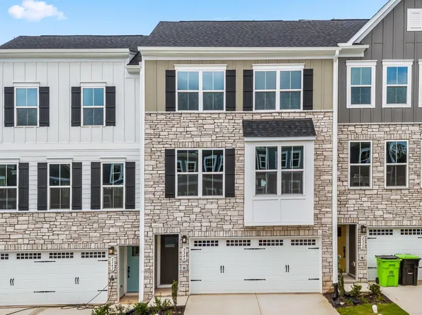 2340 Stevens Pass Sta #2340, Apex, NC 27502