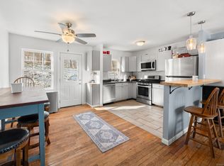 97 Union St, Deep River, CT 06417