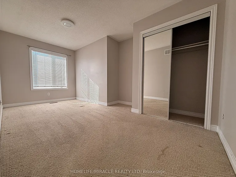 98 Marycroft Ct — Photo 12