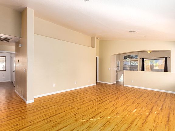 4th image of 2657 W Sawtooth Way