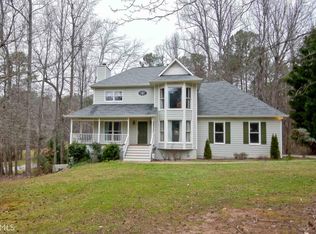 10 Chatsworth Cir, Newnan, GA 30265