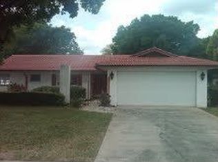 8648 Merrimoor Blvd, Seminole, FL 33777