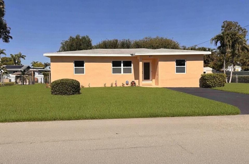 1st image of 1417 Willow Road
