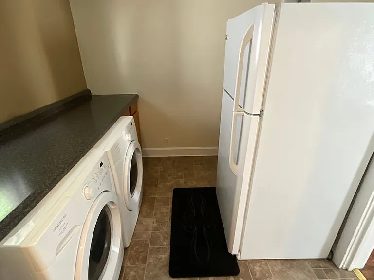 416 N Lincoln St — Photo 36
