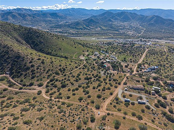 2nd image of 0 Vac 1 2 Mi N Sierra Highway I E S Lot 21