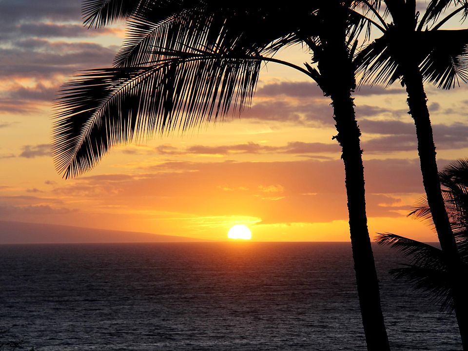 Amazing nightly sunset from your private front lanai/patio