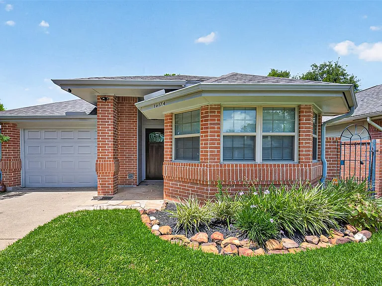 16174 Golden Sands Dr — Photo 1