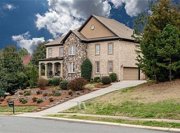 2nd image of 6909 Dowington Dr