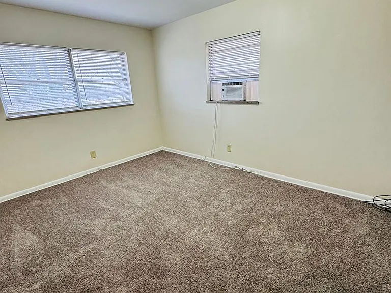 3106 Grand Ave — Photo 5