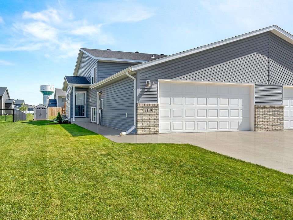1st image of 2159 Admiral Dr W
