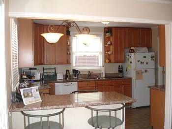 5th image of 1812 Sweetwood Dr