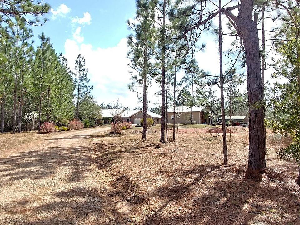 1st image of 126 Huckleberry S