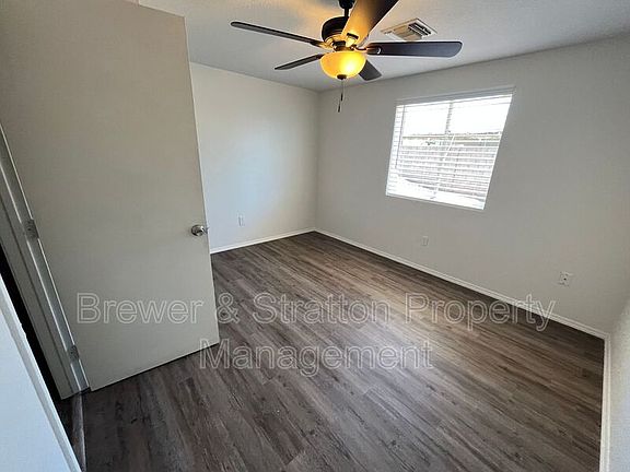 5th image of 2223 W Morningside Dr