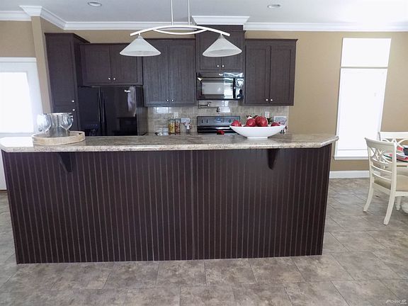 BEAUTIFUL CHEF'S KITCHEN