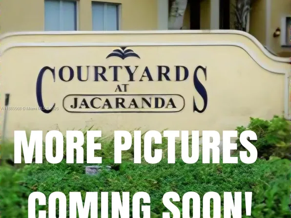 120 Jacaranda Country Club Dr APT 202, Plantation, FL 33324